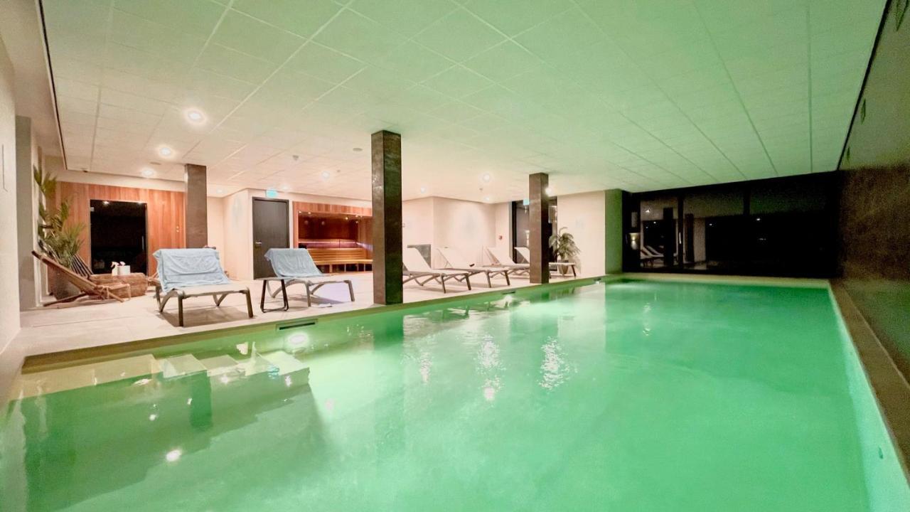 Deluxe Double Room Bath
