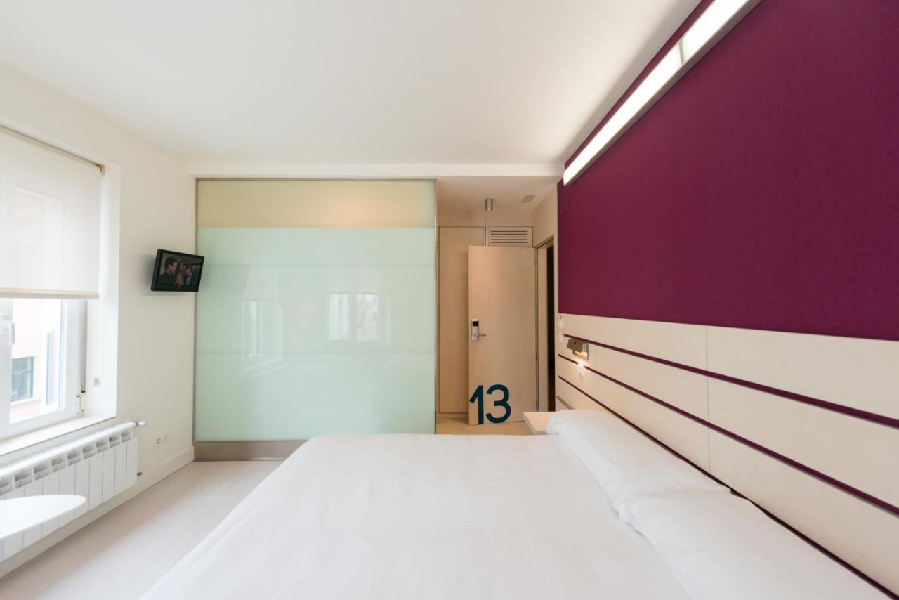 Deluxe Double Room,1064883235:JPEG