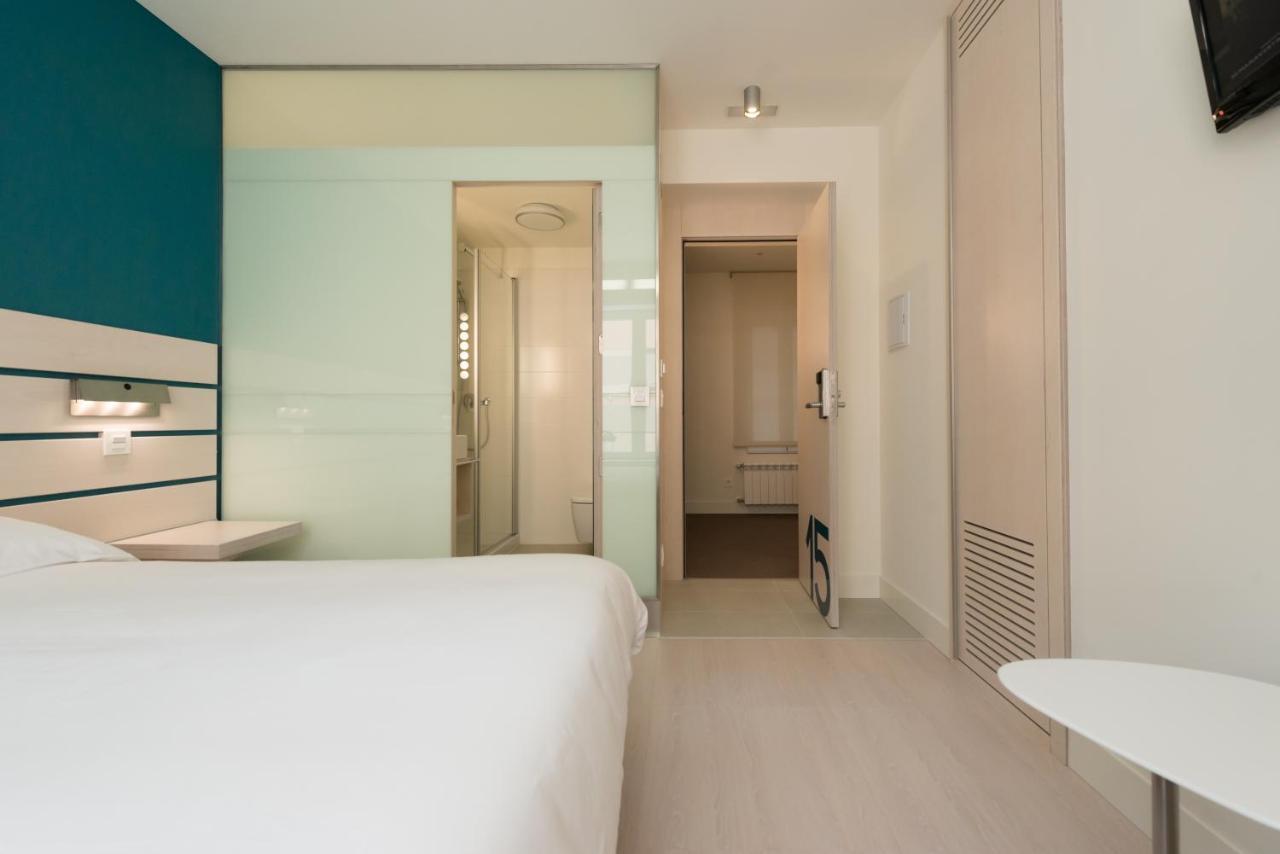 Small Double Room,1066686145:JPEG
