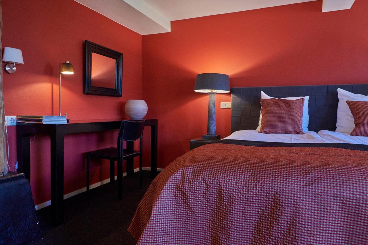 Deluxe Double Room Bath