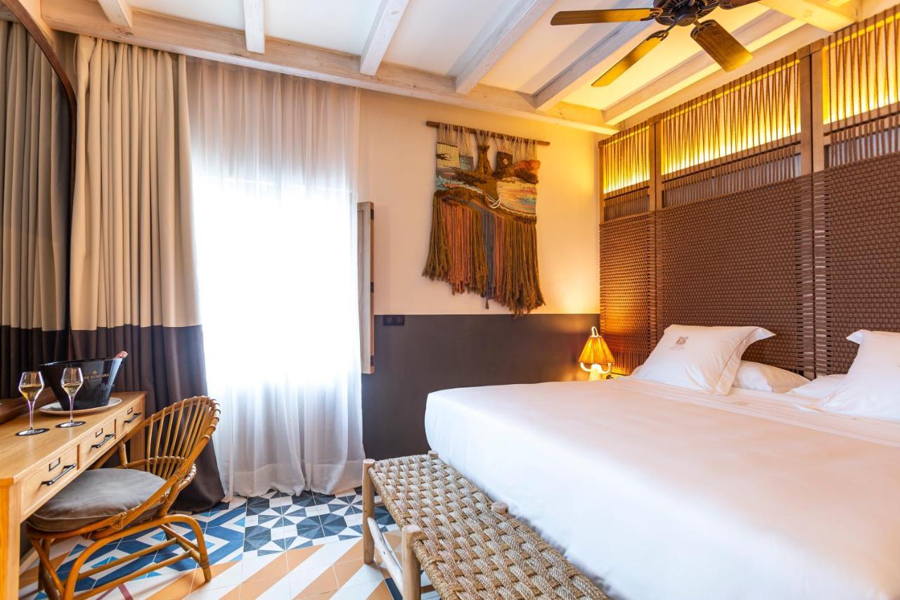 Superior Double Room,1065866602:JPEG