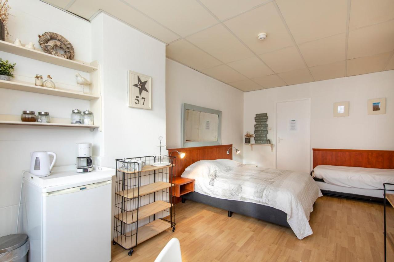 Standard Triple Room,1037386792:JPEG