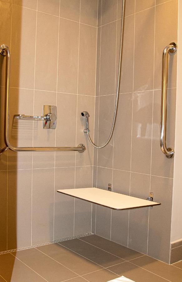 Standard Double Room Disability Access