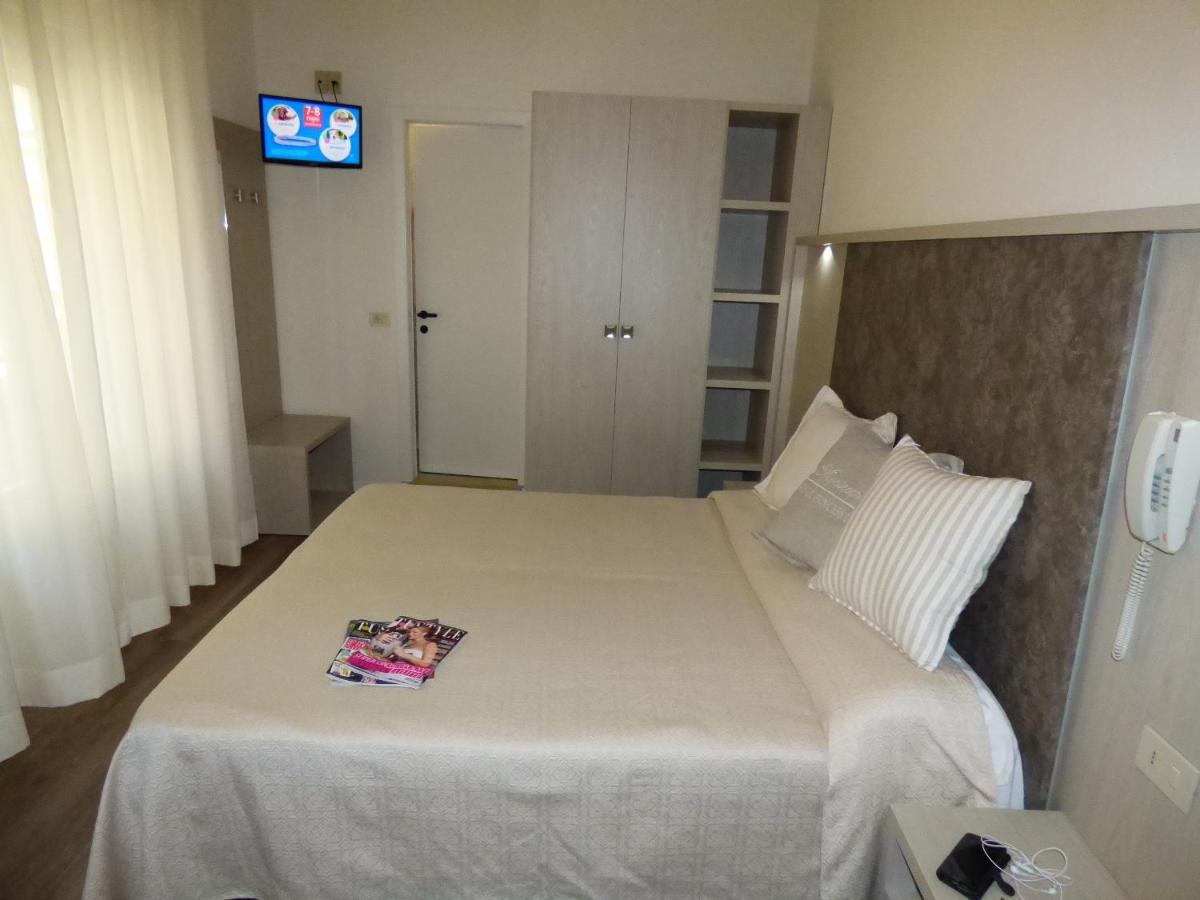 Standard Double or Twin Room Sea View