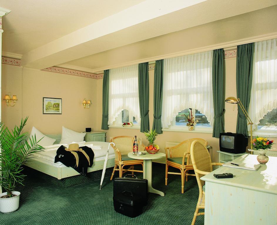 Double Room,106960095:JPEG
