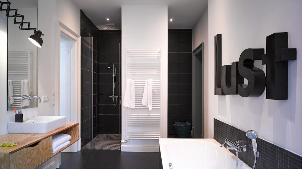 Studio Apartment 3