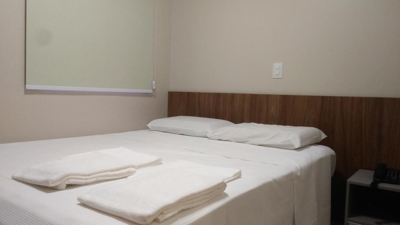 Deluxe Double Room Shower,1069043938:JPEG