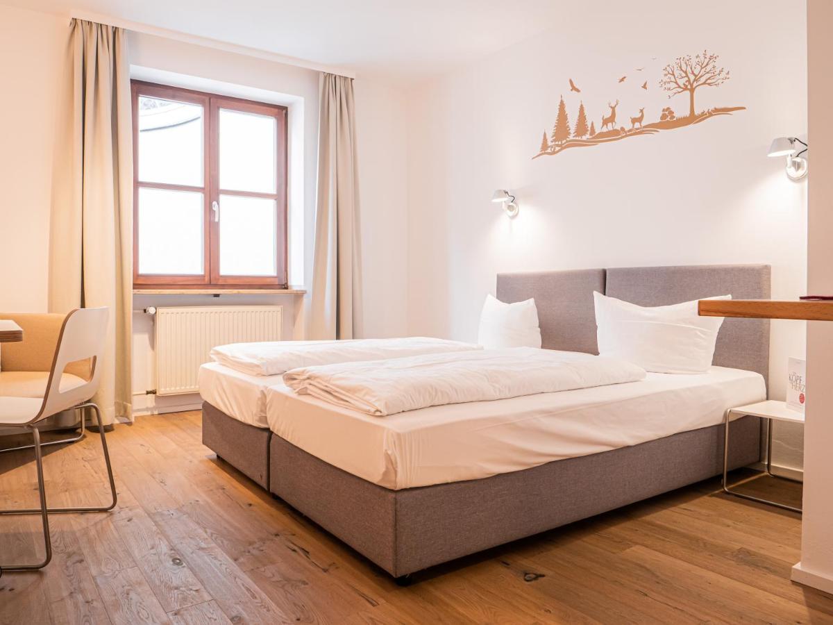 Double Room,1588034250:JPEG
