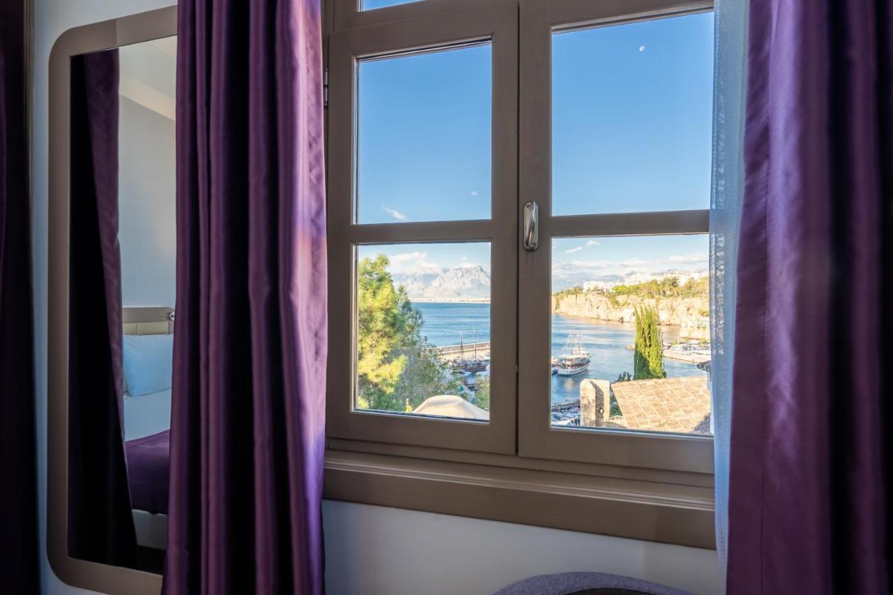 Standard Double Room Side Sea View