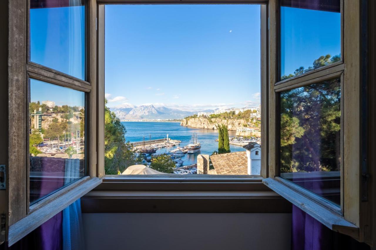 Standard Double Room Side Sea View