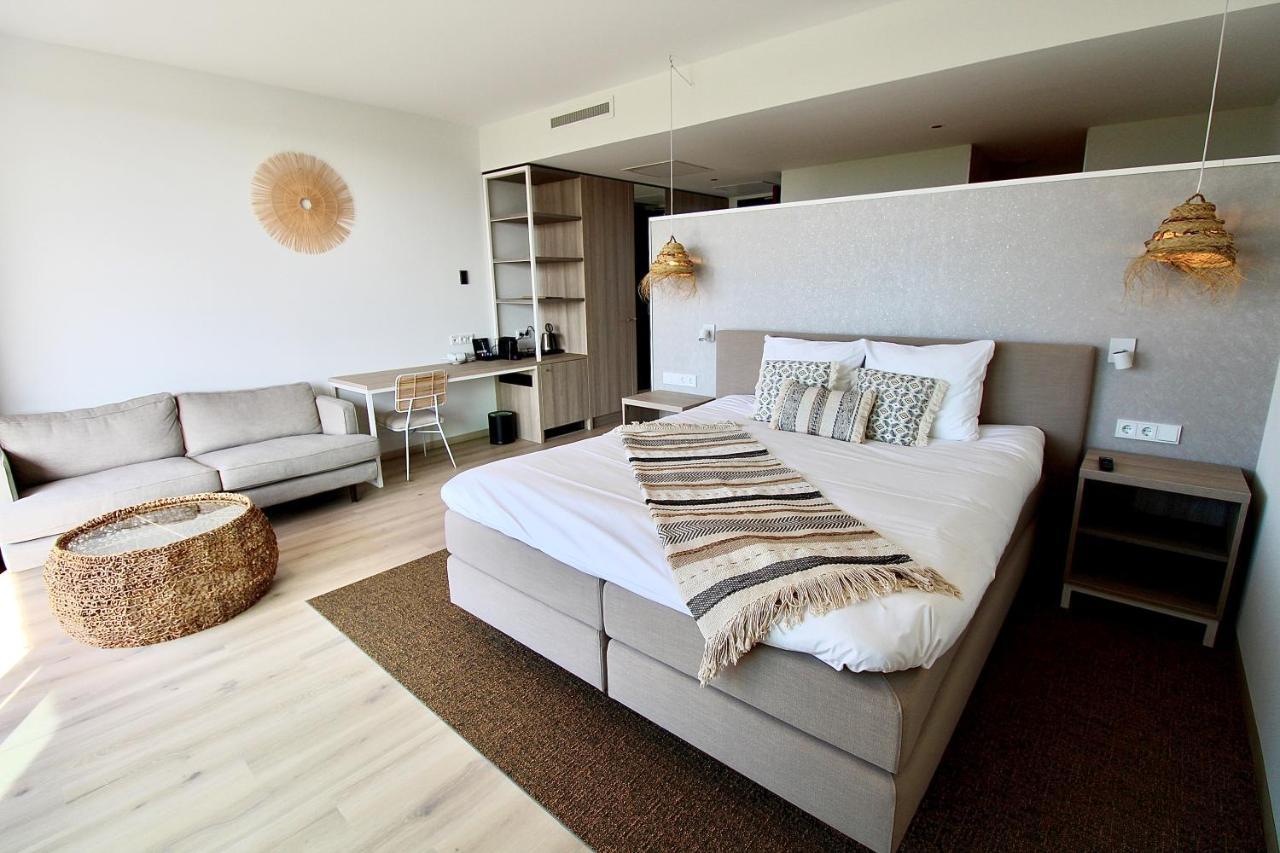 Deluxe Double Room Bath