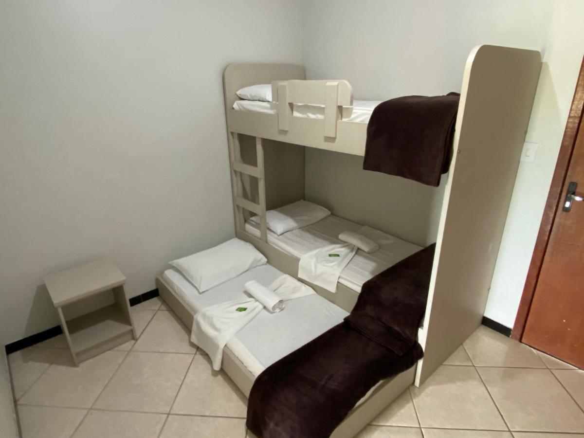 Family Room,1085830450:JPEG