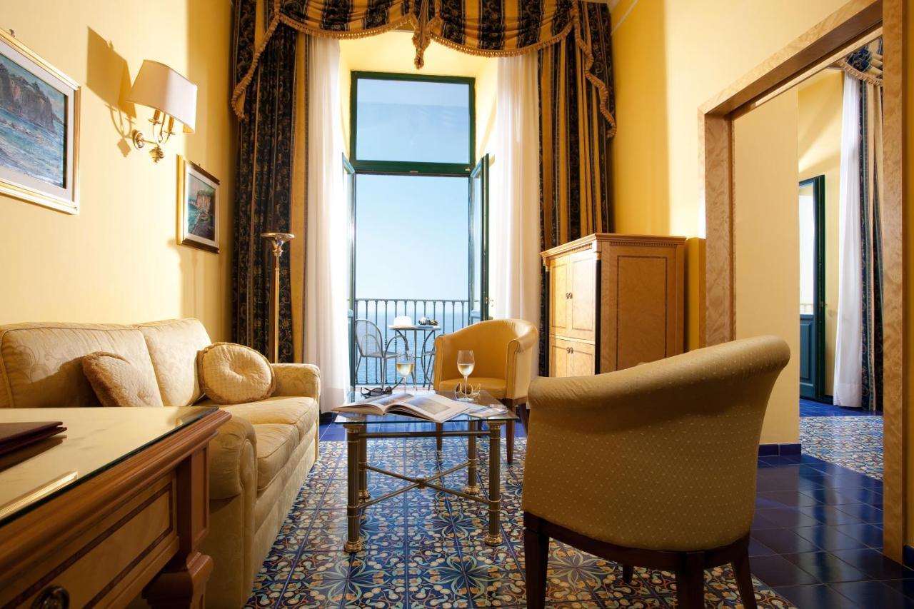 Junior Suite with Sea View,1627930587:JPEG