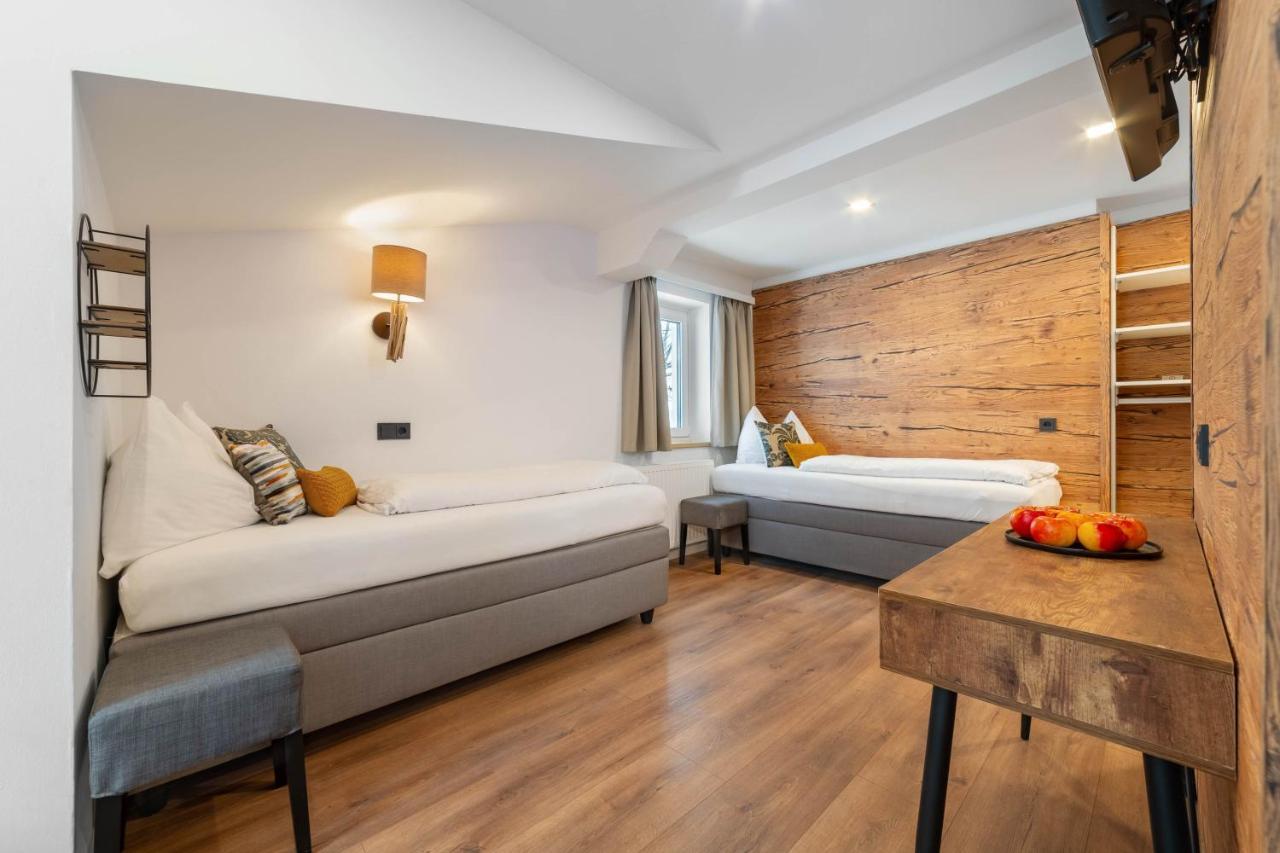One-Bedroom Suite,1074041752:JPEG