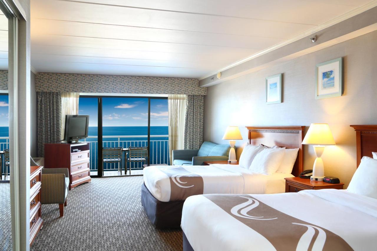 Efficiency Oceanfront Exterior Entrance 2 Double Beds & Sofa Bed Non Smoking