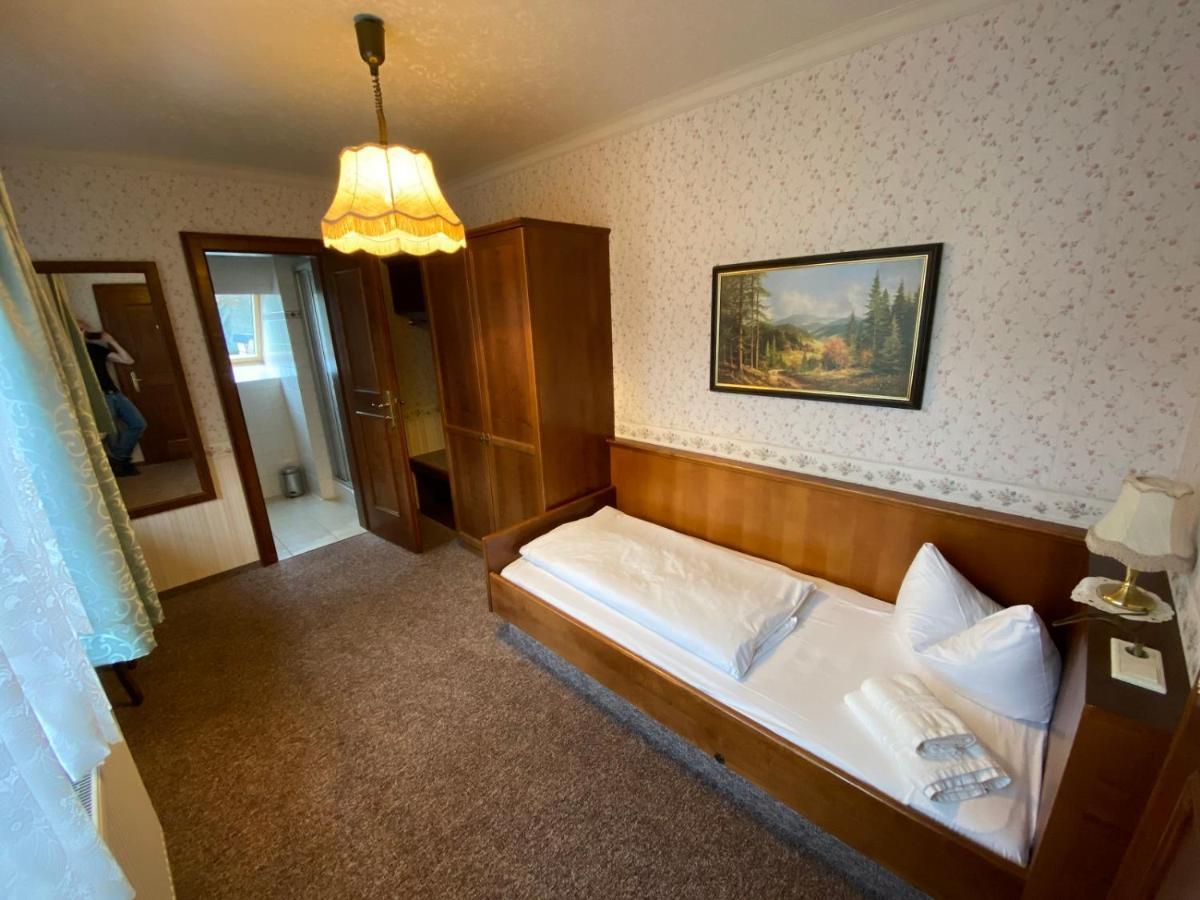 Single Room Shower
