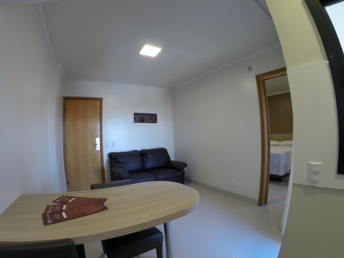 Deluxe Studio