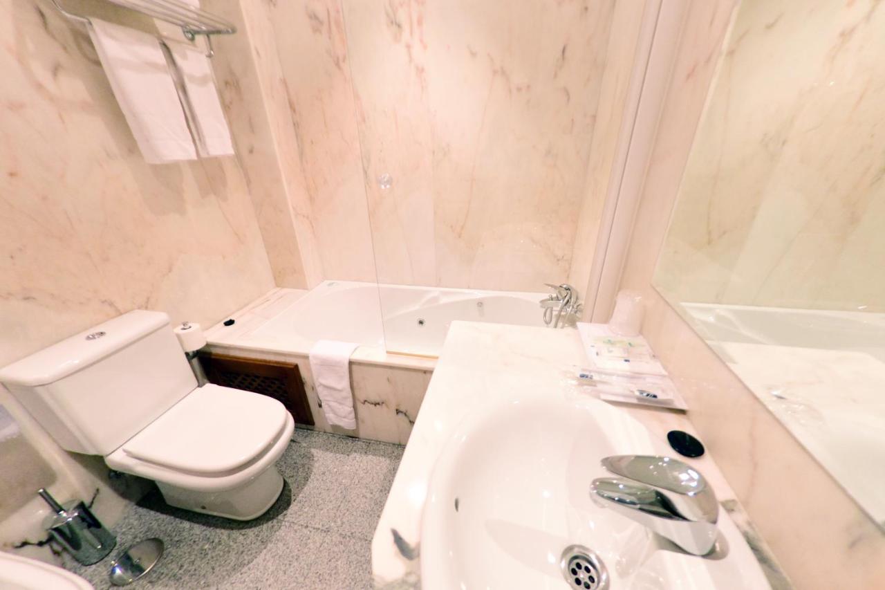 Double Room,1075699768:JPEG