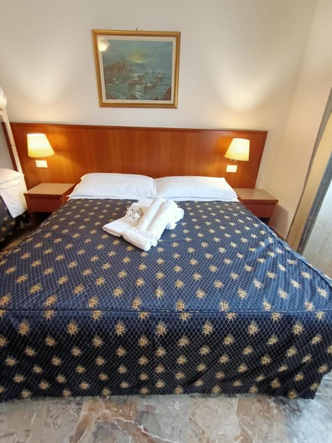 Double Room Private Bathroom,1329017309:JPEG