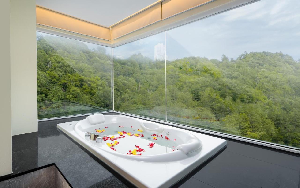 Premium Mountain Room,158716548:JPEG