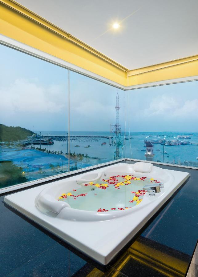 Premium Ocean Room