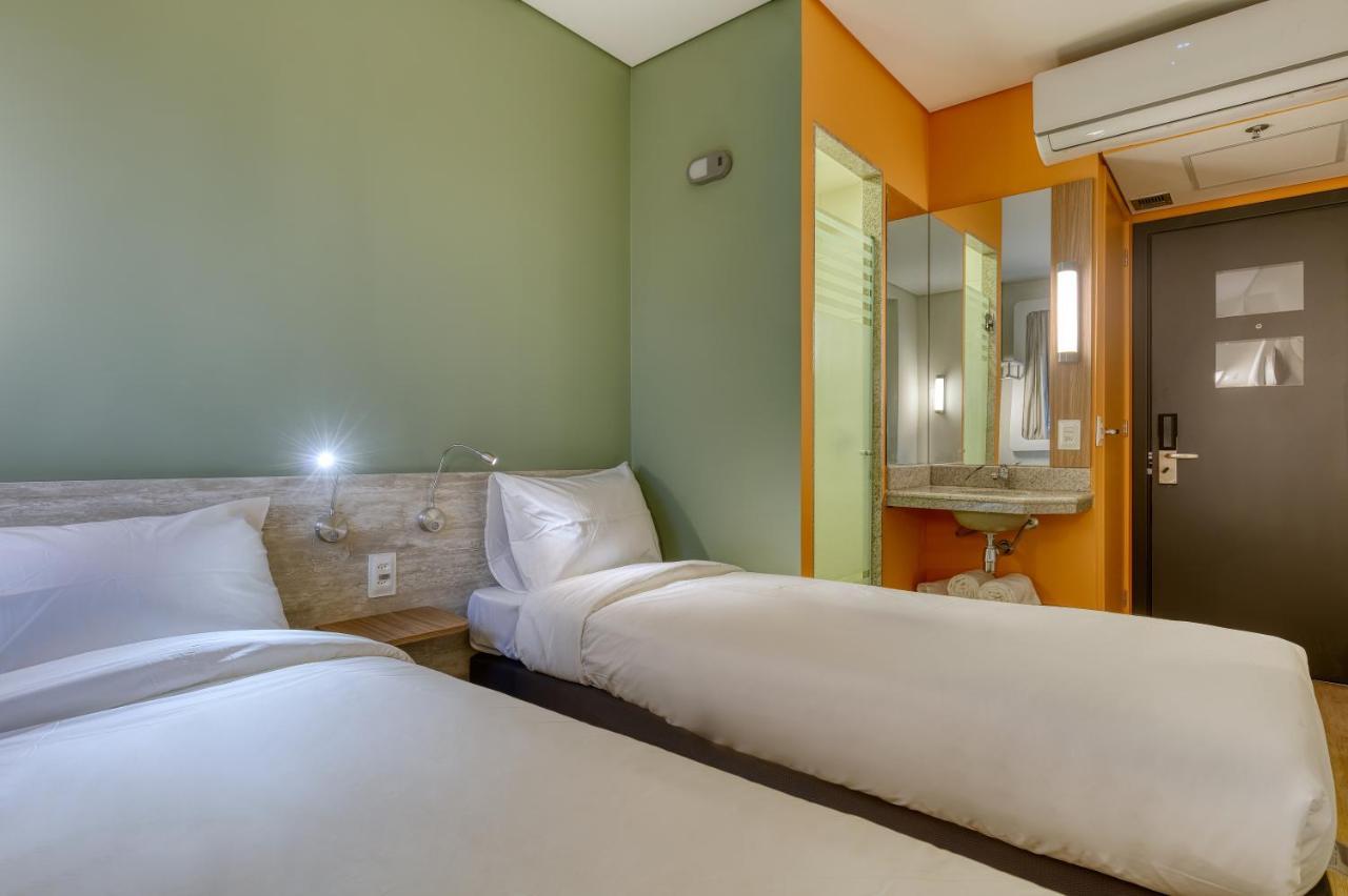 Standard Twin Room,1076331085:JPEG