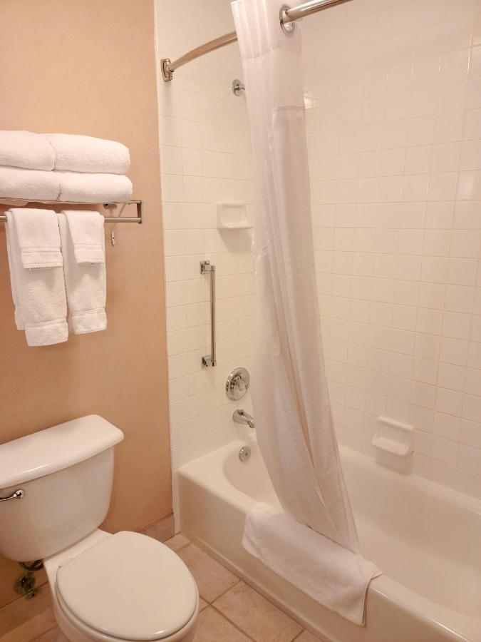 Standard Room Two Queen Beds