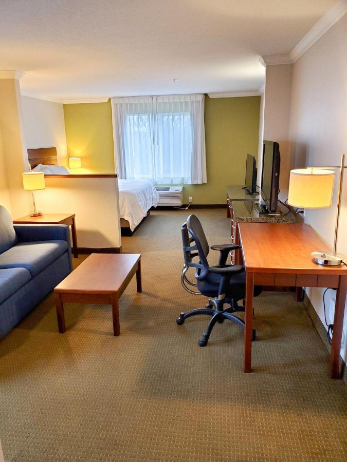 One-Bedroom Suite Non-Smoking
