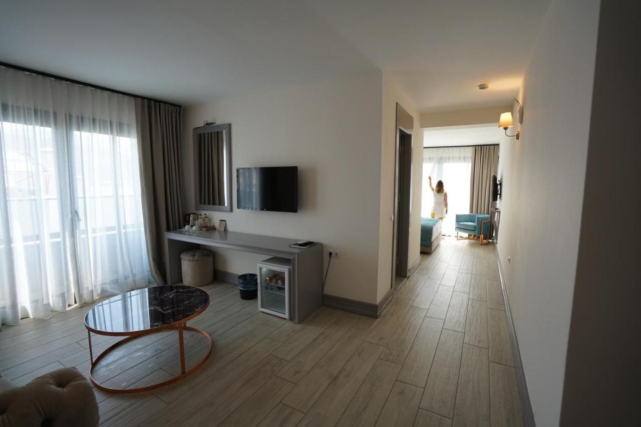 Deluxe Suite Sea View