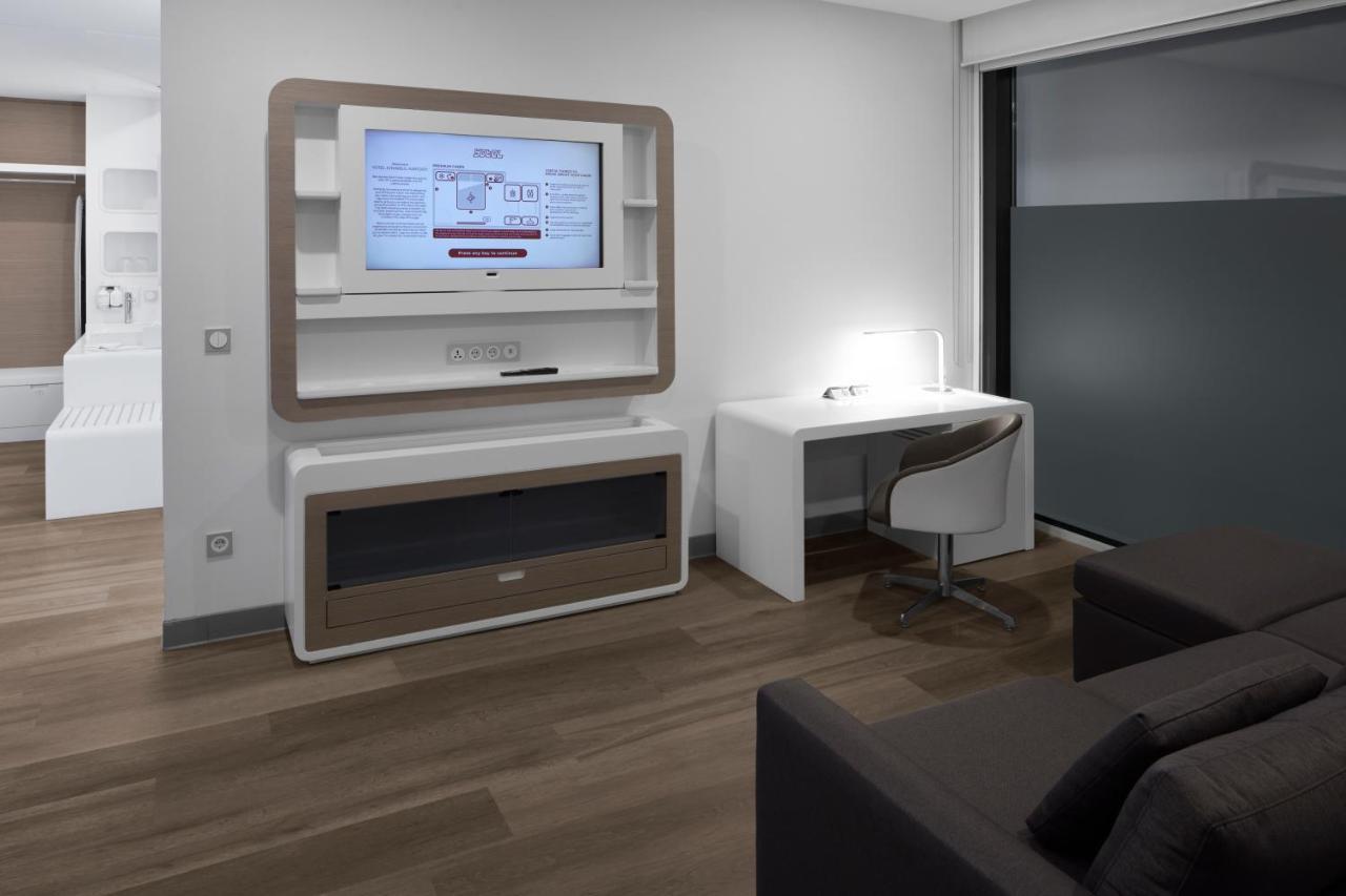 First Class King Junior Suite