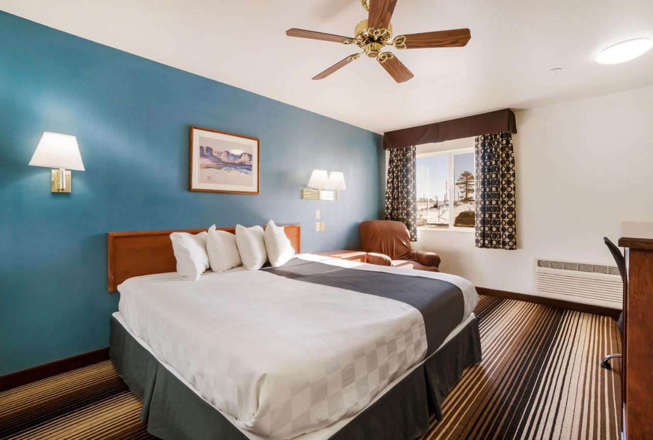 2 Queen Beds Non-Smoking