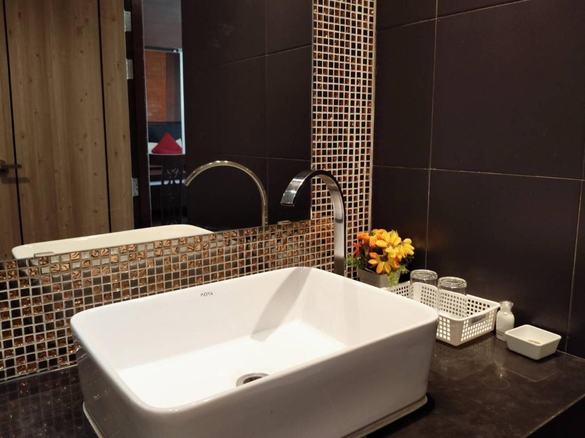 King Room Spa Bath