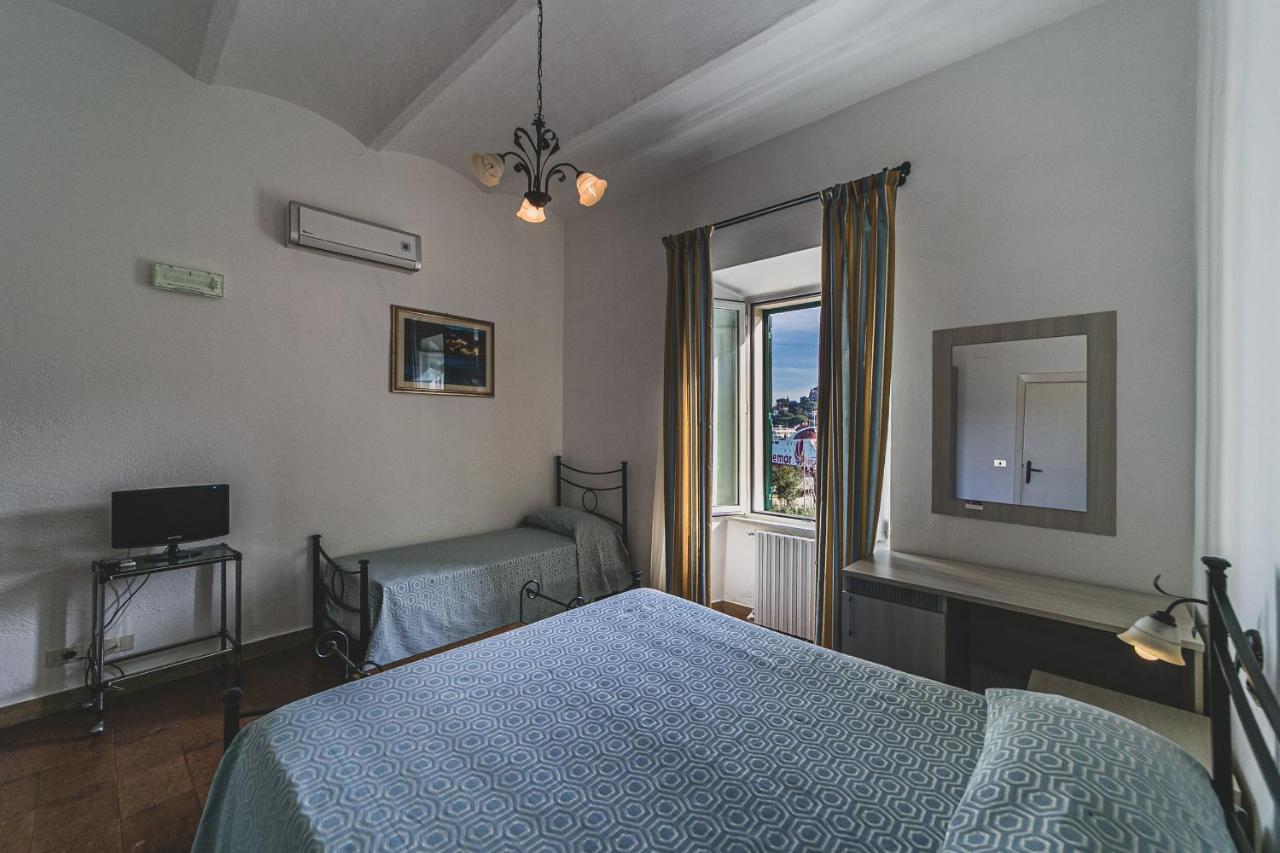 Standard Triple Room Sea View,1589305936:JPEG
