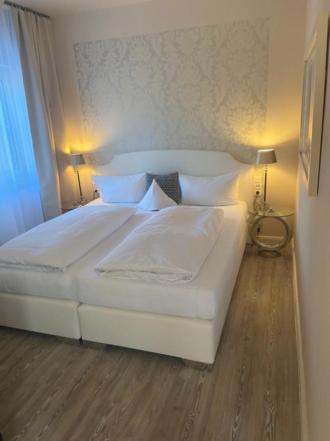 Deluxe Double Room,1040574415:JPEG