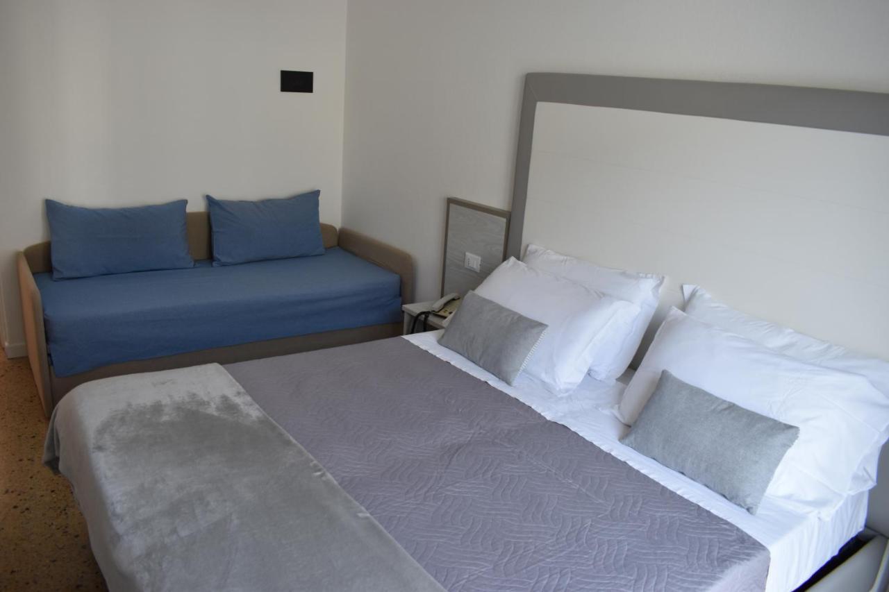 Quadruple Room Balcony,1080458077:JPEG