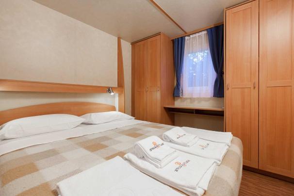 Deluxe Mobile Home