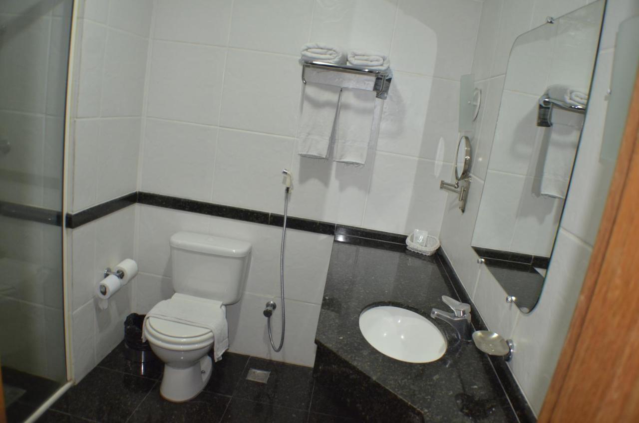 Deluxe Room,1705597632:JPEG