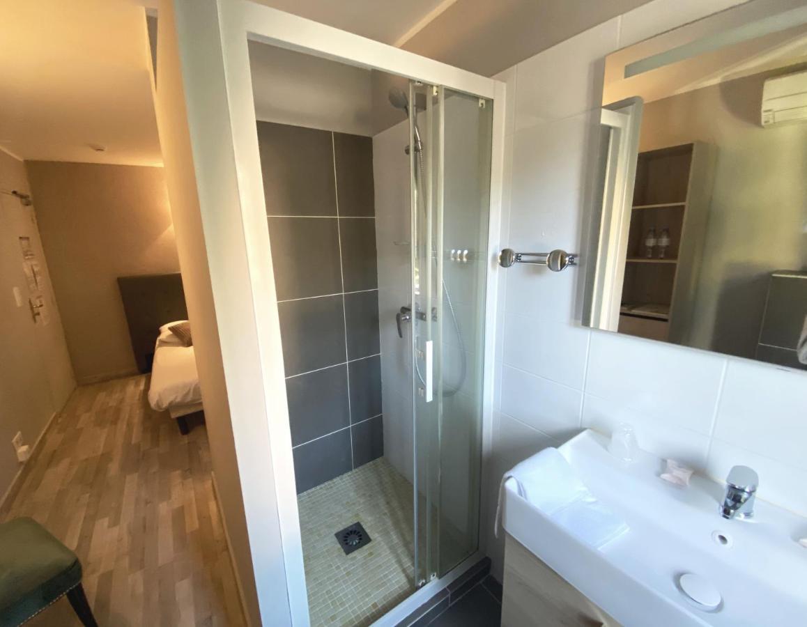 Double Room,1070186947:JPEG