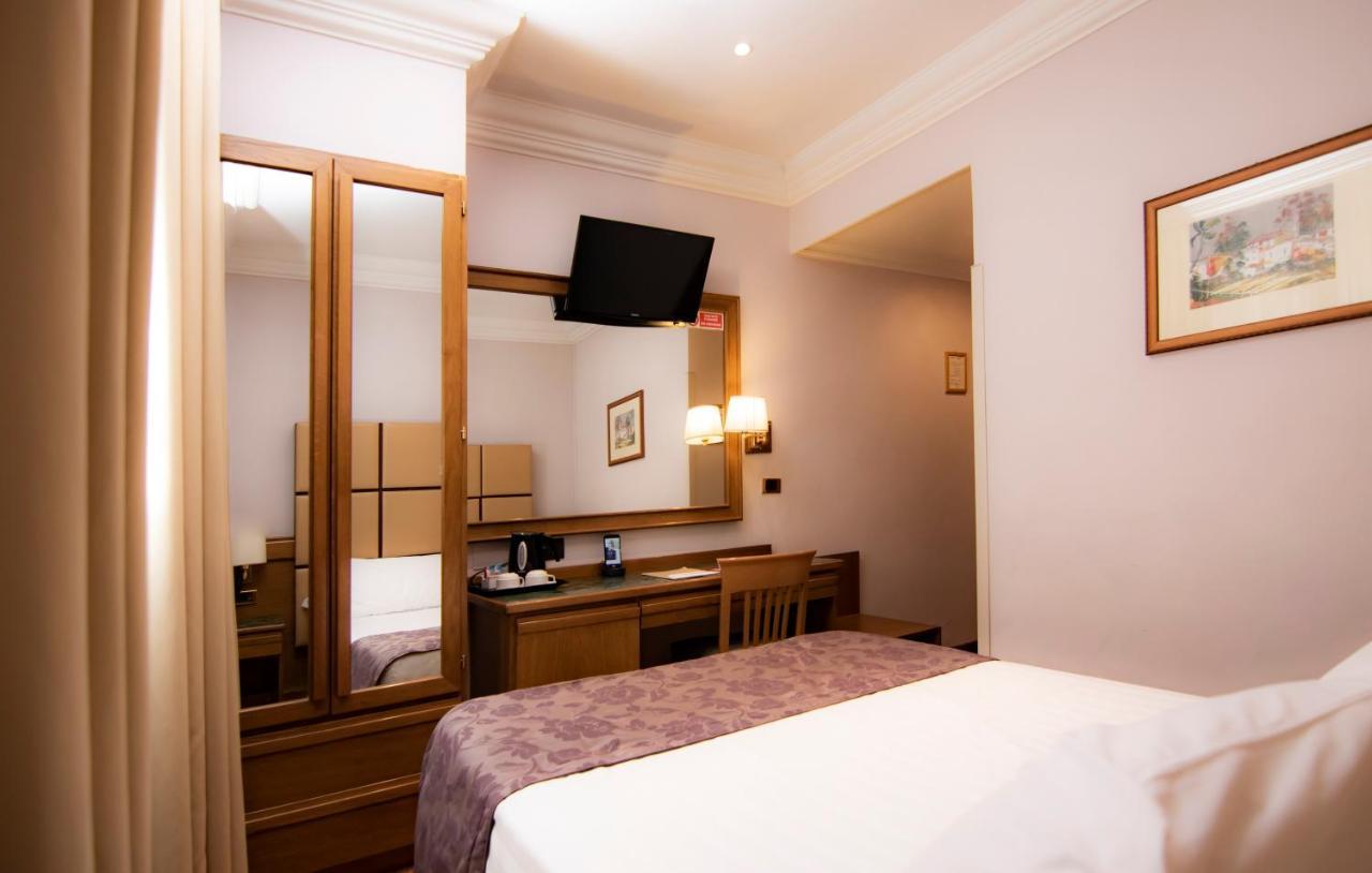 Small Double or Twin Room