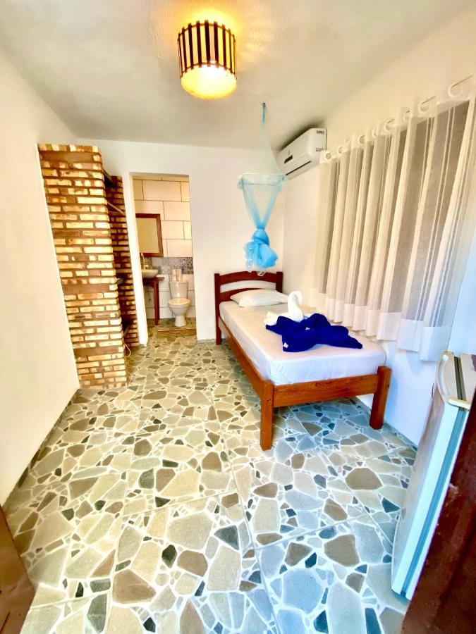 Small Single Room,1082944951:JPEG