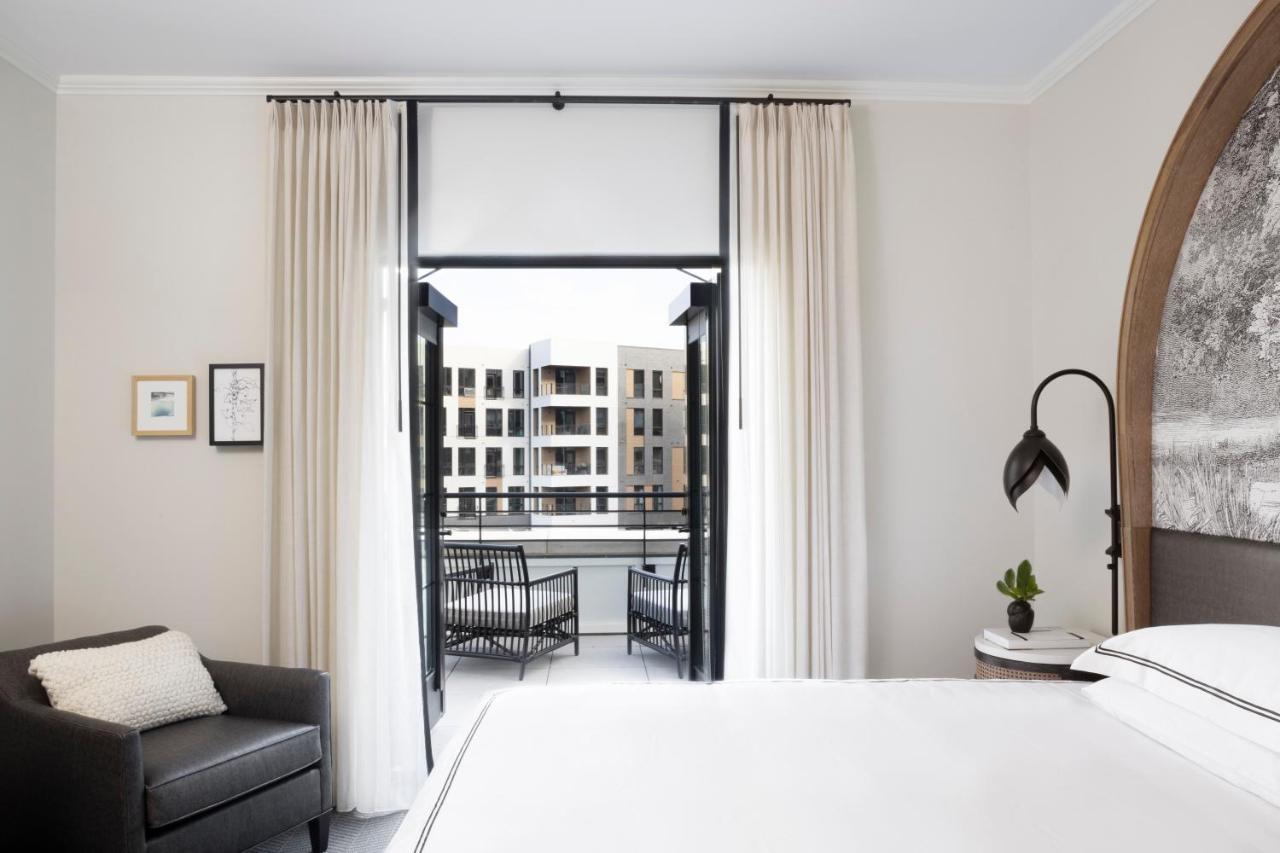 Premium King Room Balcony View