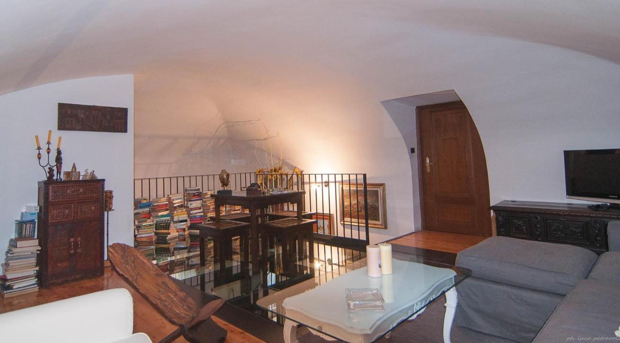 Double Room 2 Extra Beds