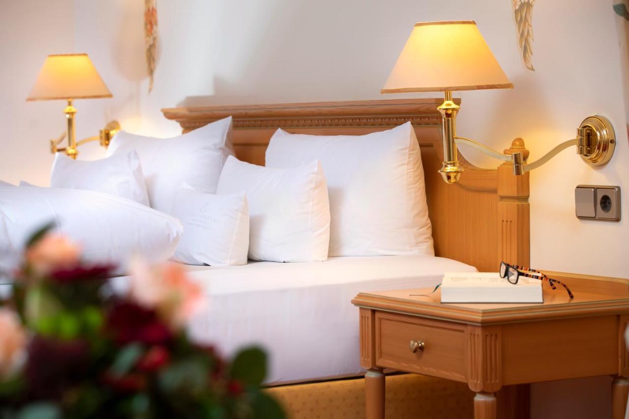 Double Room with Balcony,1417138890:JPEG