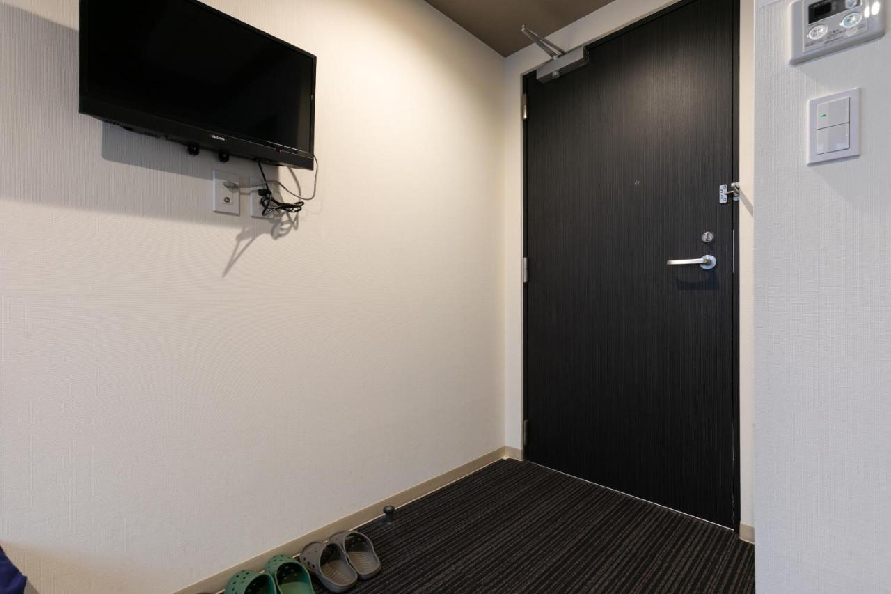 Triple Room Bath tab #601
