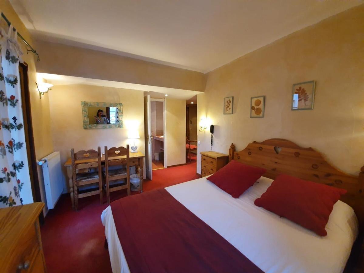 Classic Double Room,1083880657:JPEG