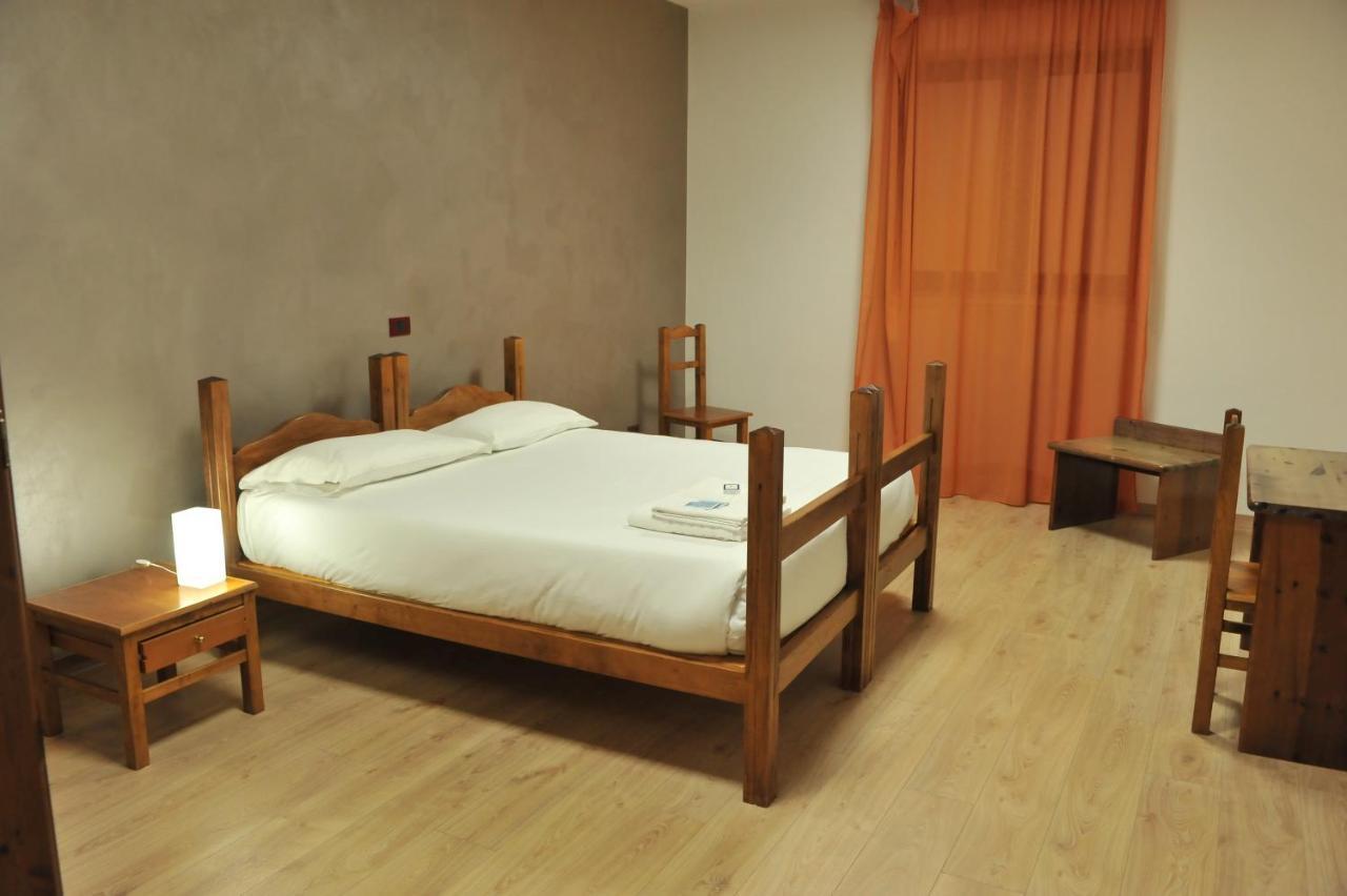 Standard Triple Room,1084320325:JPEG