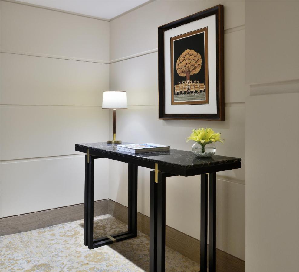 Luxury Room City View King Room