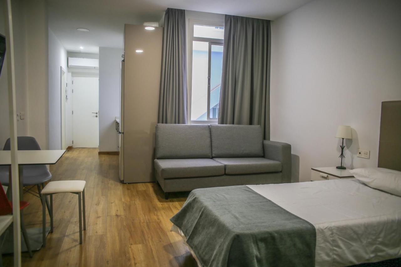 Studio Apartment