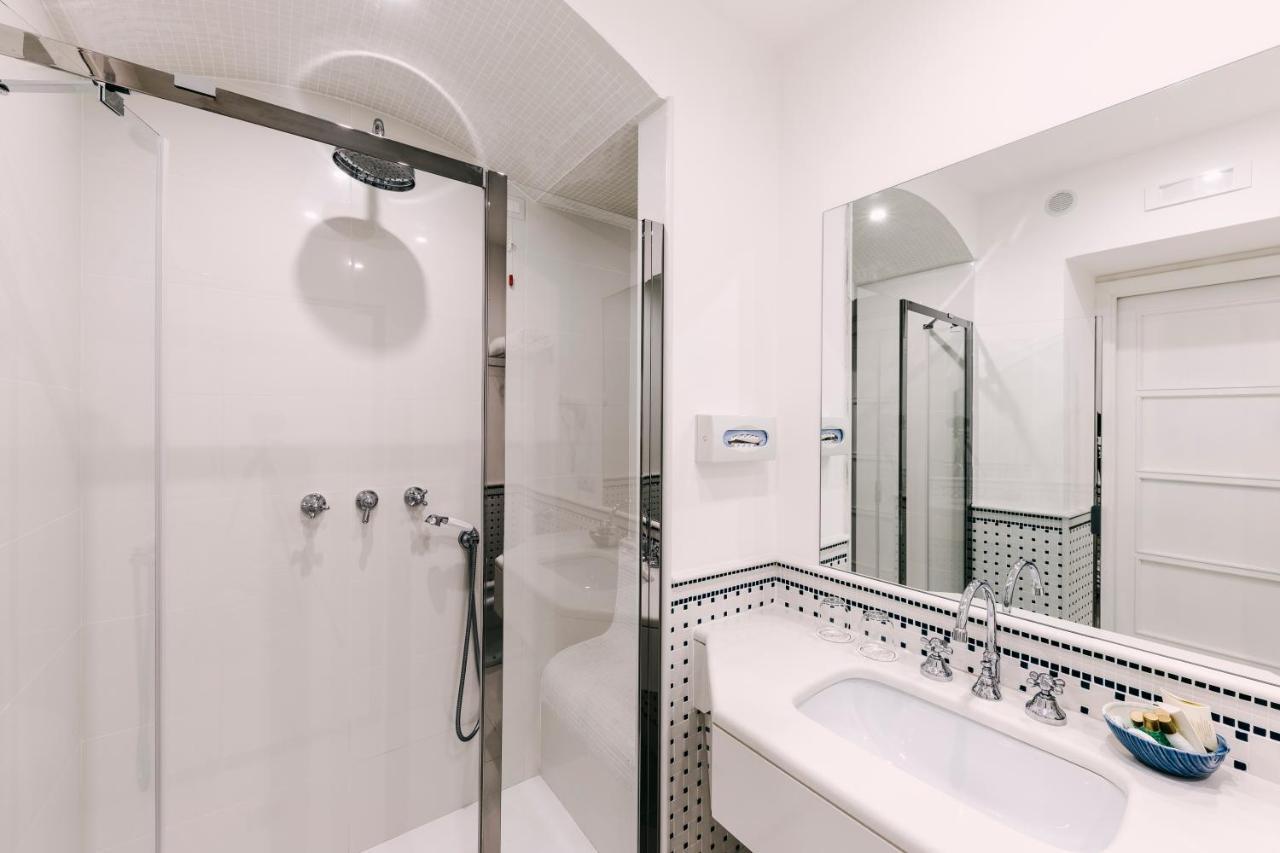 Comfort Double or Twin Room Partial Sea View