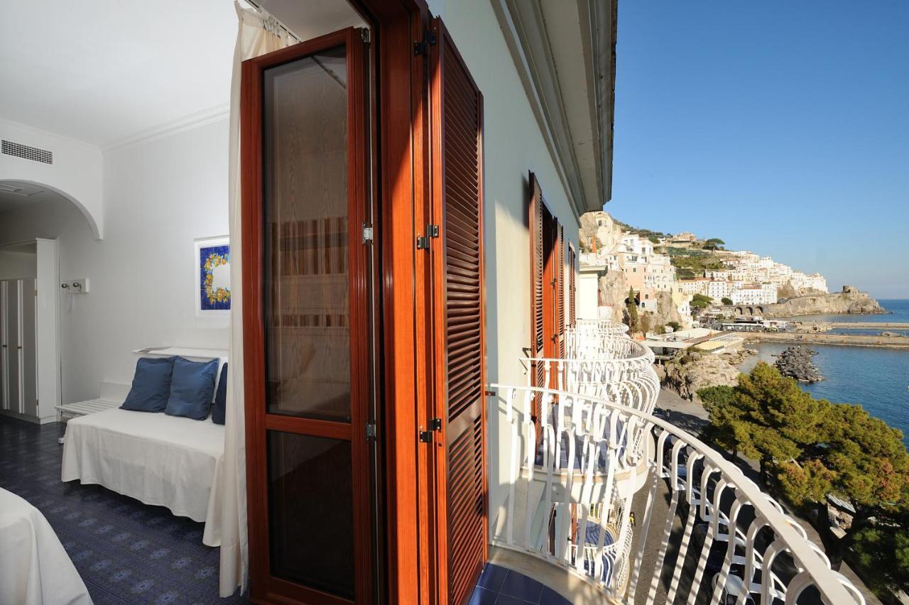 Superior Double or Twin Room Sea View